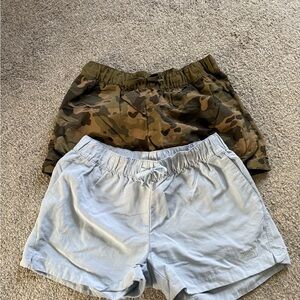 The North Face Women's Athletic Shorts - Camo and Light Blue